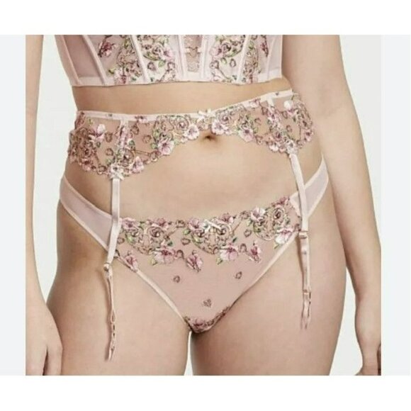 Victoria’s Secret Dream Angels Pink Flora Embroidery Garter M/L - Picture 2 of 4